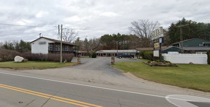 Nova Motel (Larsens Tourist Court) - From Website